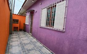 Casa para relaxar perto do mar, a 300 metros da Praia